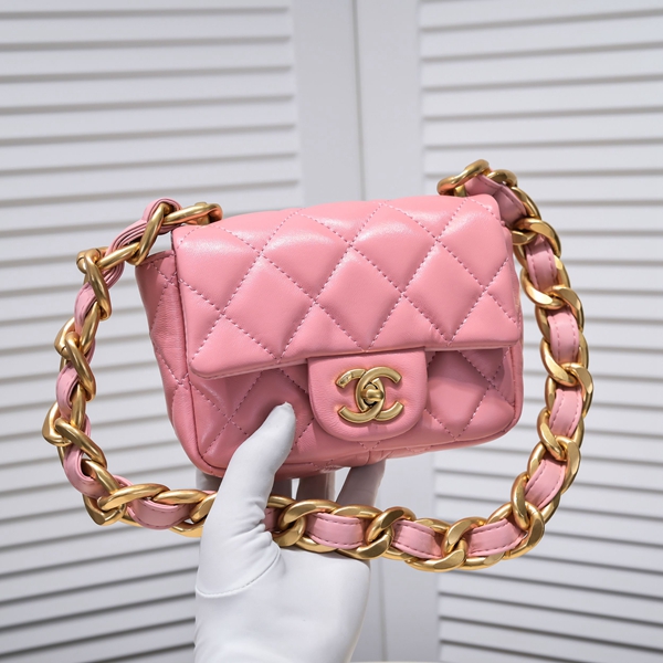 シャネルバッグ細部ディテール